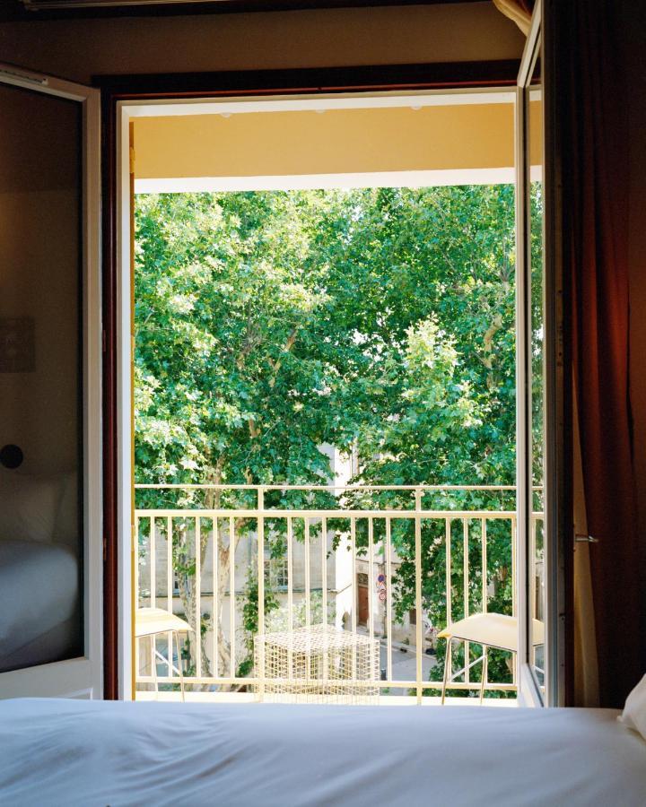 Hotel Present - Entree Autonome, Reception En Ligne - Encore Mieux Арль Экстерьер фото